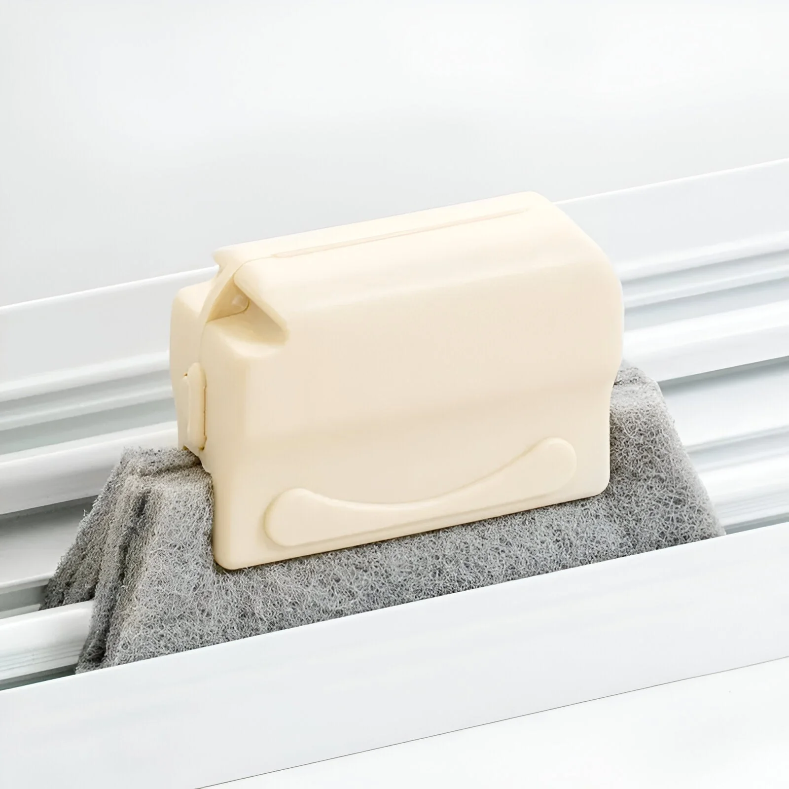 Brosse de nettoyage des rainures de fenêtres