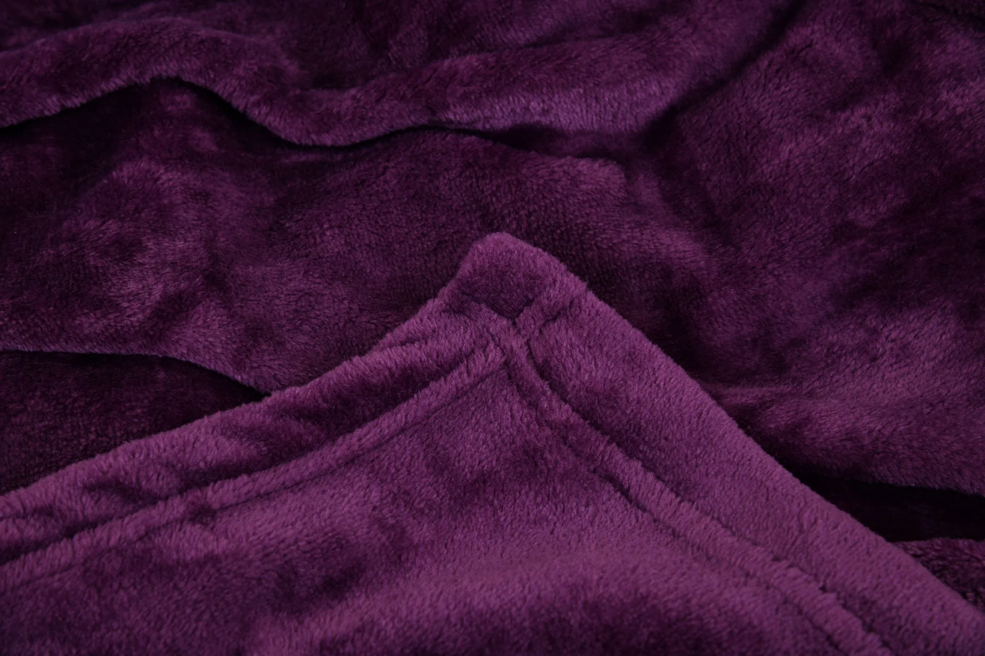 Plaid Polaire Violet Chaud – Image 3