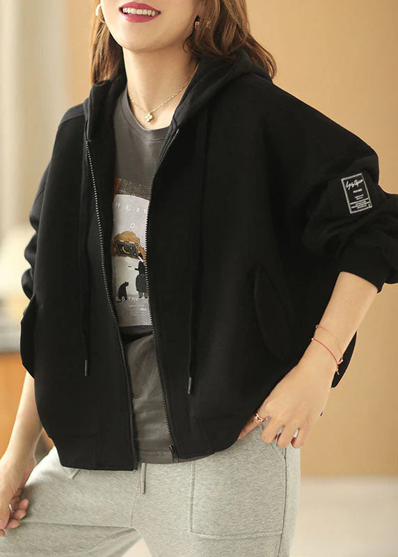 Mélodie - Veste à capuche noire avec poches zippées pour l'automne – Image 2