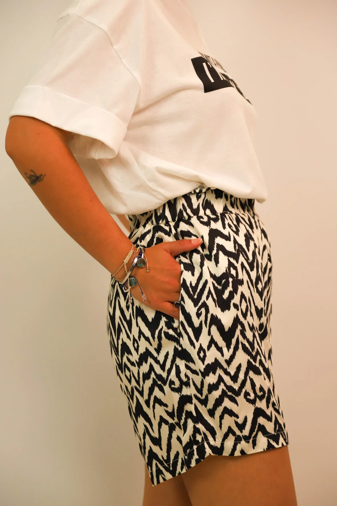 Short Ecru Zibilondon Taille XS – Image 2