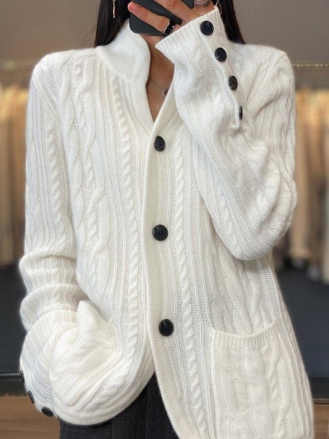 Élégance Douce - Pull en tricot blanc pour un style intemporel